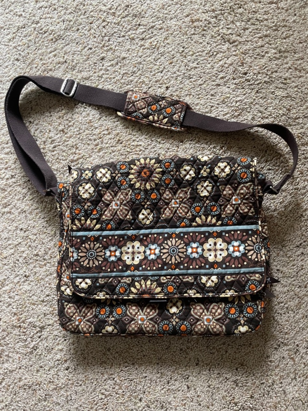 GUC Vera Bradley Quilted Floral large Crossbody messenger style bag